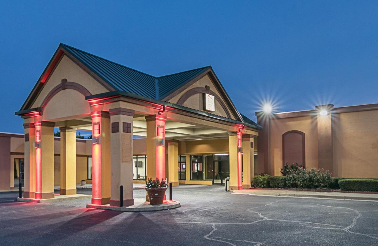 Red Roof Inn Forsyth Esterno foto