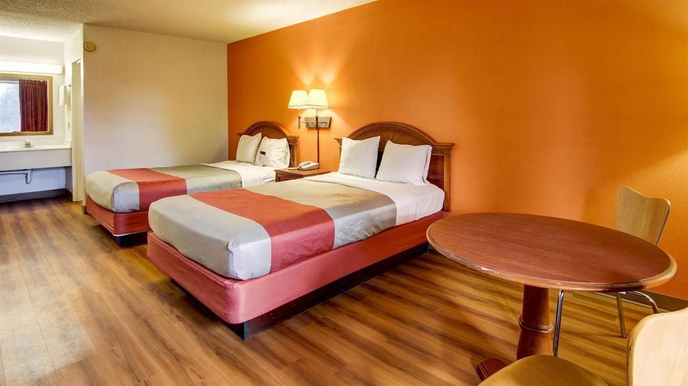 Red Roof Inn Forsyth Esterno foto